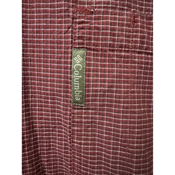 Columbia Mens Large Button Down Shirt Maroon Plaid Long Sleeve Outdoor Casual - Picture 2 of 4